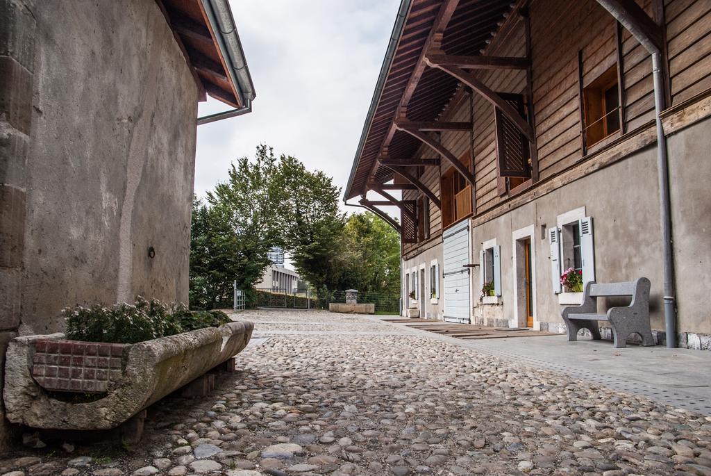 La Ferme Du Lignon Hotell Vernier Exteriör bild